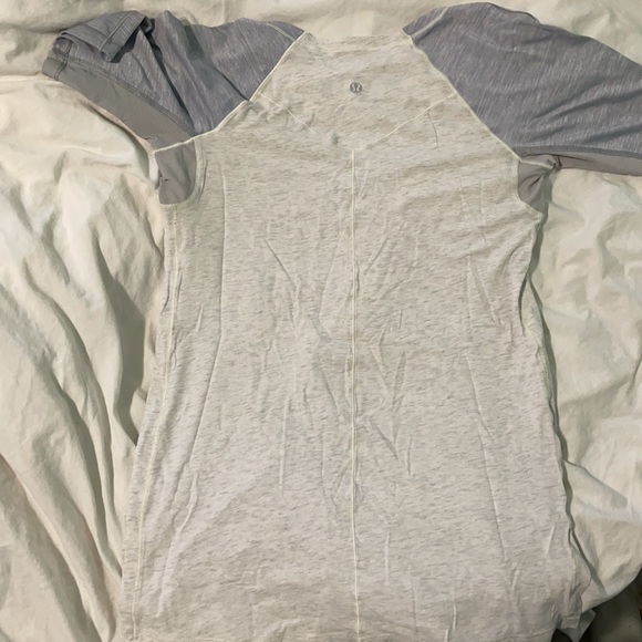 Lululemon shirt - Picture 3 of 3